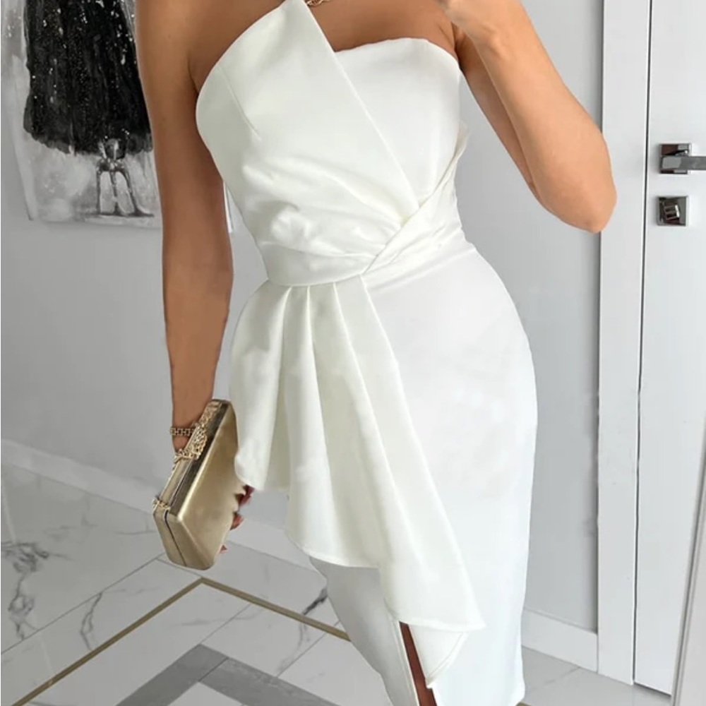 White, fitted, elegant, midi dress (medium)